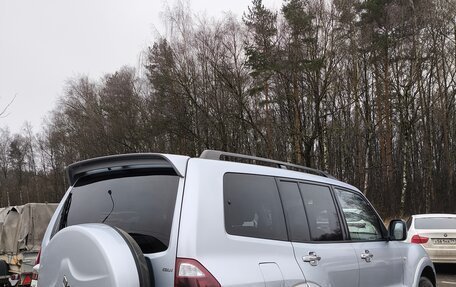 Mitsubishi Pajero III рестайлинг, 2004 год, 850 000 рублей, 28 фотография