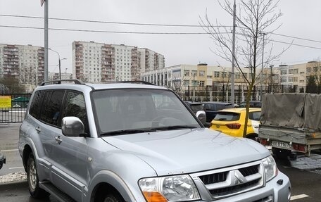 Mitsubishi Pajero III рестайлинг, 2004 год, 850 000 рублей, 33 фотография
