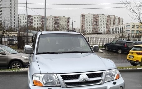 Mitsubishi Pajero III рестайлинг, 2004 год, 850 000 рублей, 36 фотография
