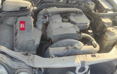 Mercedes-Benz E-Класс, 1995 год, 300 000 рублей, 8 фотография