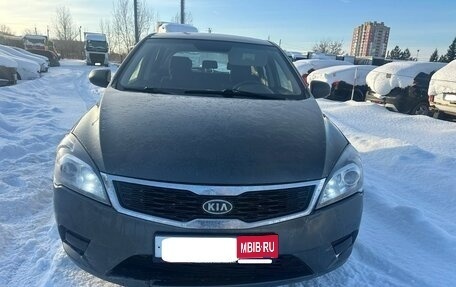 KIA cee'd I рестайлинг, 2011 год, 523 000 рублей, 1 фотография