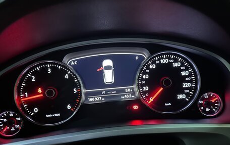 Volkswagen Touareg III, 2012 год, 2 350 000 рублей, 12 фотография