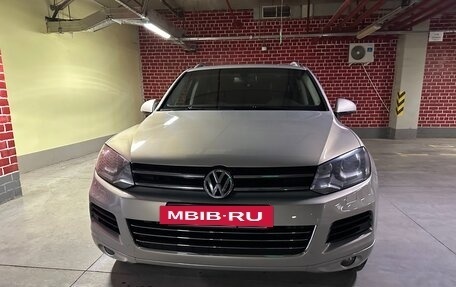 Volkswagen Touareg III, 2012 год, 2 350 000 рублей, 3 фотография