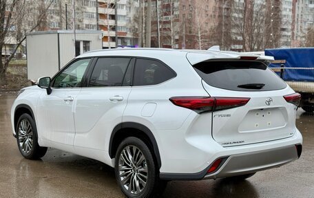 Toyota Highlander, 2025 год, 5 450 000 рублей, 7 фотография