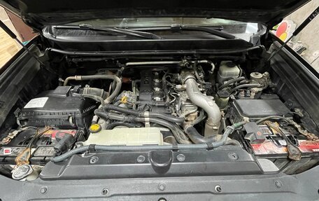 Toyota Land Cruiser Prado 150 рестайлинг 2, 2010 год, 3 000 000 рублей, 4 фотография