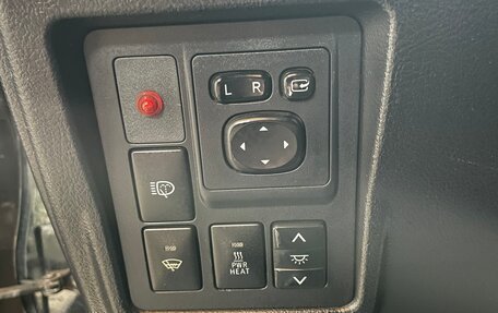 Toyota Land Cruiser Prado 150 рестайлинг 2, 2010 год, 3 000 000 рублей, 8 фотография