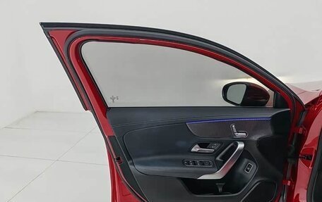 Mercedes-Benz A-Класс, 2022 год, 2 190 000 рублей, 15 фотография