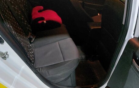 Hyundai Solaris II рестайлинг, 2020 год, 1 050 000 рублей, 5 фотография