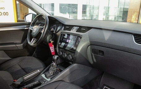 Skoda Octavia, 2018 год, 1 579 000 рублей, 21 фотография