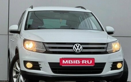 Volkswagen Tiguan I, 2015 год, 1 299 000 рублей, 3 фотография