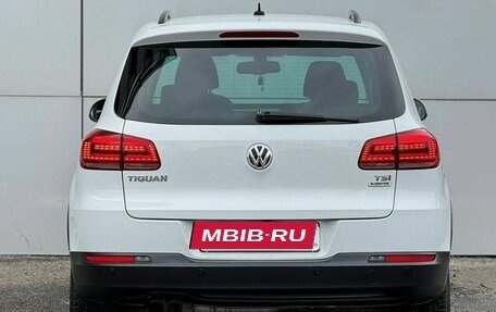 Volkswagen Tiguan I, 2015 год, 1 299 000 рублей, 37 фотография