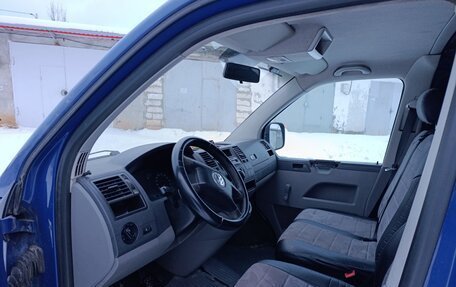 Volkswagen Transporter T5 рестайлинг, 2007 год, 699 699 рублей, 6 фотография