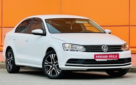 Volkswagen Jetta VI, 2018 год, 1 099 000 рублей, 3 фотография