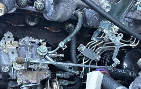 Toyota Land Cruiser 80 рестайлинг, 1996 год, 2 998 000 рублей, 10 фотография