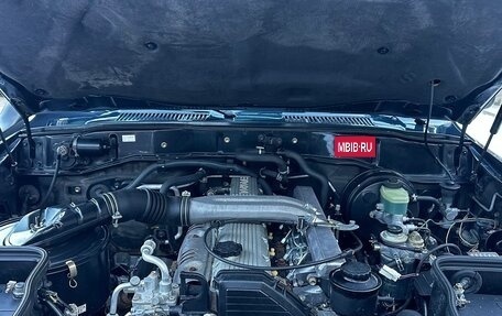 Toyota Land Cruiser 80 рестайлинг, 1996 год, 2 998 000 рублей, 12 фотография