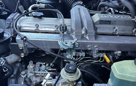 Toyota Land Cruiser 80 рестайлинг, 1996 год, 2 998 000 рублей, 37 фотография