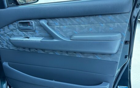 Toyota Land Cruiser 80 рестайлинг, 1996 год, 2 998 000 рублей, 29 фотография