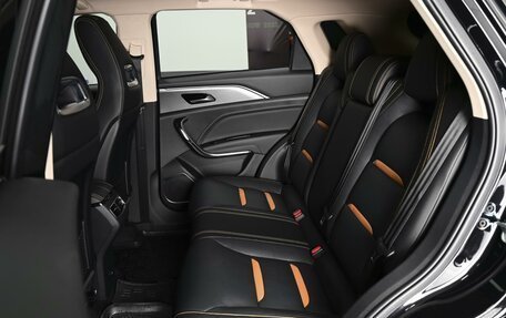 FAW Bestune T77, 2022 год, 1 915 000 рублей, 9 фотография