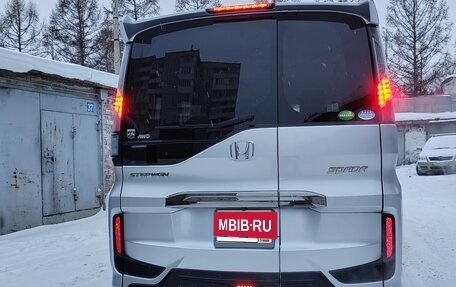 Honda Stepwgn IV, 2018 год, 2 500 000 рублей, 4 фотография