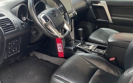 Toyota Land Cruiser Prado 150 рестайлинг 2, 2010 год, 3 300 000 рублей, 7 фотография