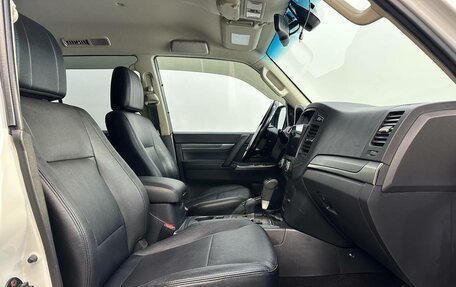 Mitsubishi Pajero IV, 2013 год, 2 500 000 рублей, 12 фотография