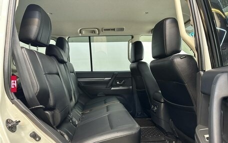 Mitsubishi Pajero IV, 2013 год, 2 500 000 рублей, 14 фотография
