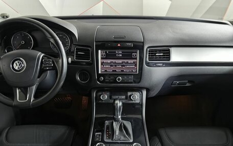 Volkswagen Touareg III, 2012 год, 1 749 000 рублей, 13 фотография