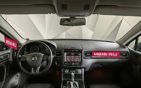 Volkswagen Touareg III, 2012 год, 1 749 000 рублей, 12 фотография