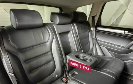 Volkswagen Touareg III, 2012 год, 1 749 000 рублей, 15 фотография