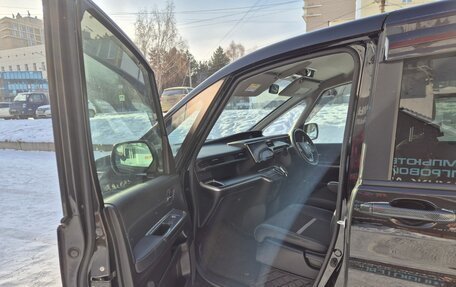 Honda Stepwgn IV, 2018 год, 2 342 000 рублей, 20 фотография