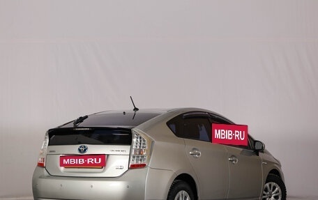 Toyota Prius, 2010 год, 1 109 000 рублей, 3 фотография