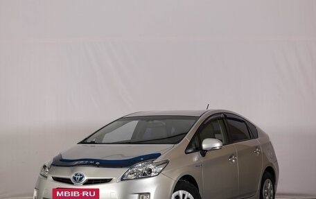 Toyota Prius, 2010 год, 1 109 000 рублей, 2 фотография