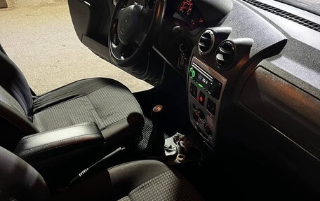 Renault Logan I, 2009 год, 175 000 рублей, 5 фотография