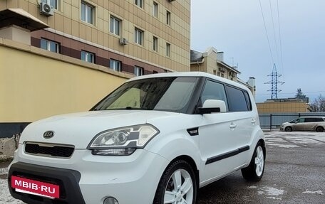 KIA Soul I рестайлинг, 2010 год, 600 000 рублей, 6 фотография