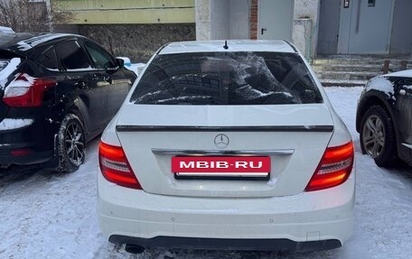 Mercedes-Benz C-Класс, 2011 год, 1 050 000 рублей, 8 фотография