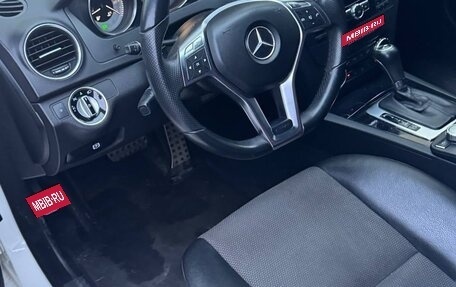 Mercedes-Benz C-Класс, 2011 год, 1 050 000 рублей, 6 фотография