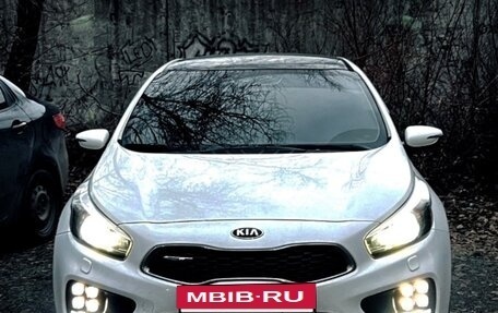 KIA cee'd GT II, 2014 год, 1 350 000 рублей, 17 фотография