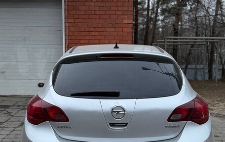 Opel Astra J, 2014 год, 1 070 000 рублей, 11 фотография