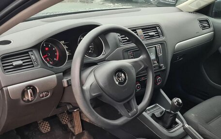 Volkswagen Jetta VI, 2015 год, 800 000 рублей, 11 фотография