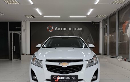 Chevrolet Cruze II, 2013 год, 900 000 рублей, 2 фотография
