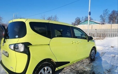 Toyota Sienta II, 2017 год, 1 400 000 рублей, 3 фотография