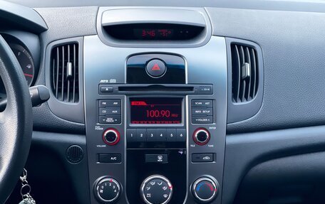 KIA Cerato III, 2010 год, 829 000 рублей, 20 фотография