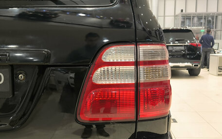 Toyota Land Cruiser 100 рестайлинг 2, 2003 год, 1 399 000 рублей, 10 фотография