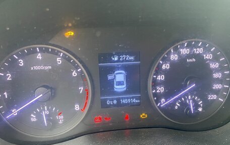 Hyundai Solaris II рестайлинг, 2017 год, 972 000 рублей, 5 фотография