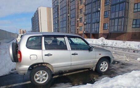 Chevrolet Niva I рестайлинг, 2004 год, 360 000 рублей, 3 фотография
