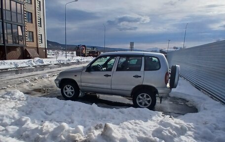 Chevrolet Niva I рестайлинг, 2004 год, 360 000 рублей, 4 фотография