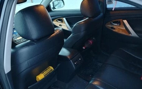 Toyota Camry, 2006 год, 1 300 000 рублей, 10 фотография