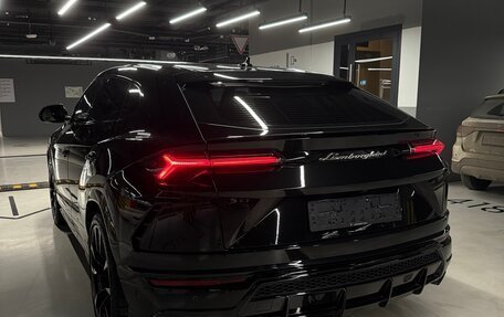 Lamborghini Urus I, 2021 год, 27 500 000 рублей, 2 фотография