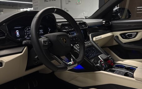 Lamborghini Urus I, 2021 год, 27 500 000 рублей, 3 фотография