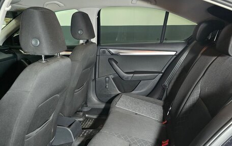 Skoda Octavia, 2017 год, 1 200 000 рублей, 28 фотография